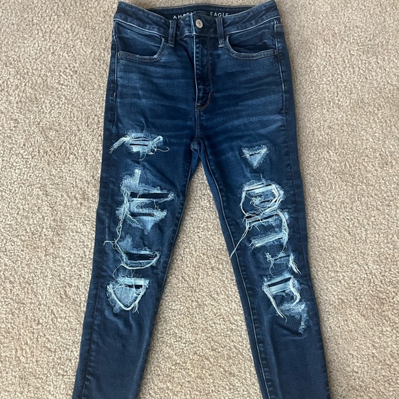 american eagle size 6 short ripped jeans - Picture 2 of 6